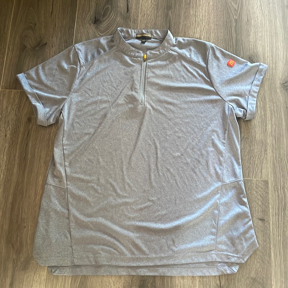 💚McDonalds Worker Top XL or M Gray great costume or use as actual work shirt